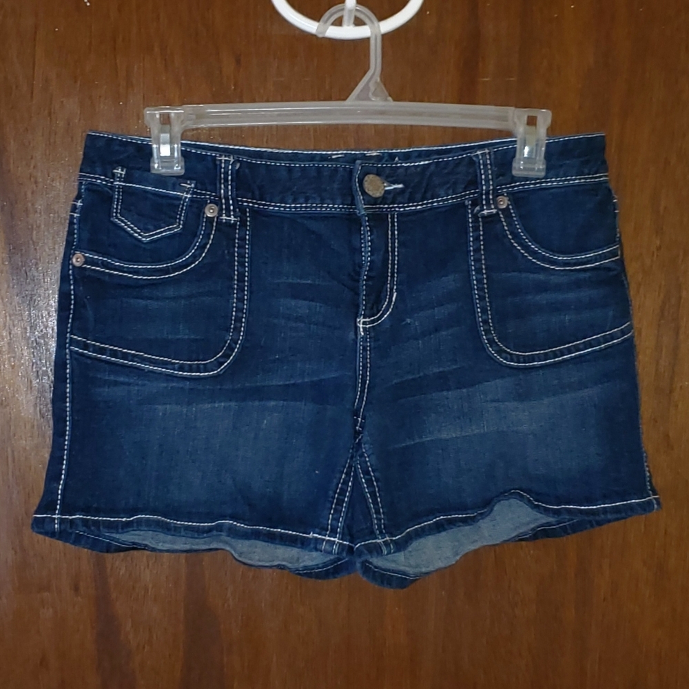 Women's Dark Blue Denim Shorts with Contrast Stitching